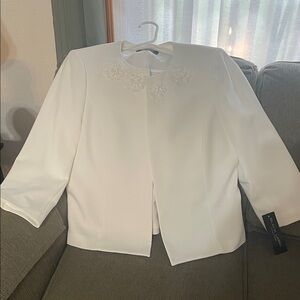 Evan Picone White Floral Embroidered Blazer